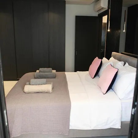 Raam Luxury Apartment