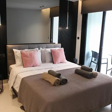 Raam Luxury Apartment