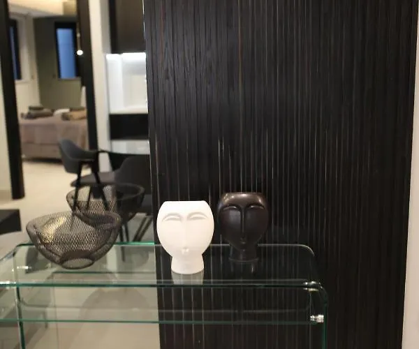 Raam Luxury Apartamento *