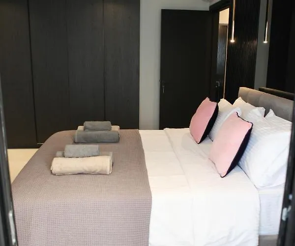 Raam Luxury Apartamento