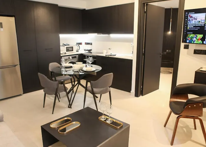 Apartamento Raam Luxury Lárnaca