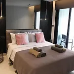 Raam Luxury