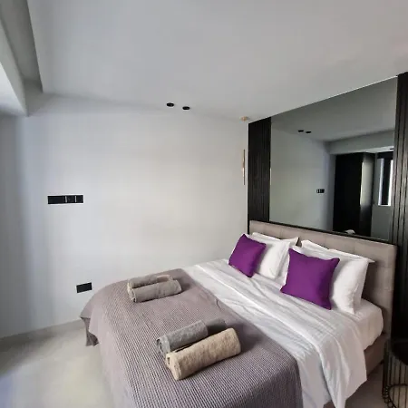 Raam Luxury Apartment *