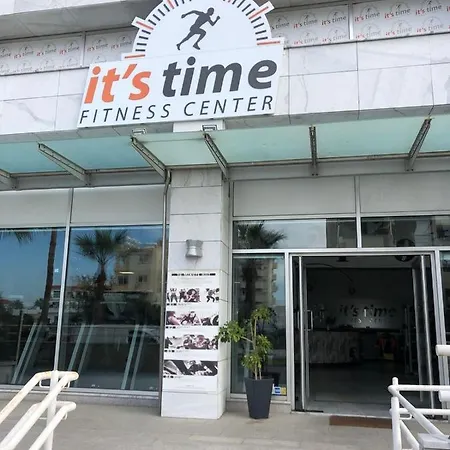 Raam Luxury Apartament *