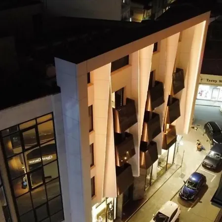 Raam Luxury Larnaca