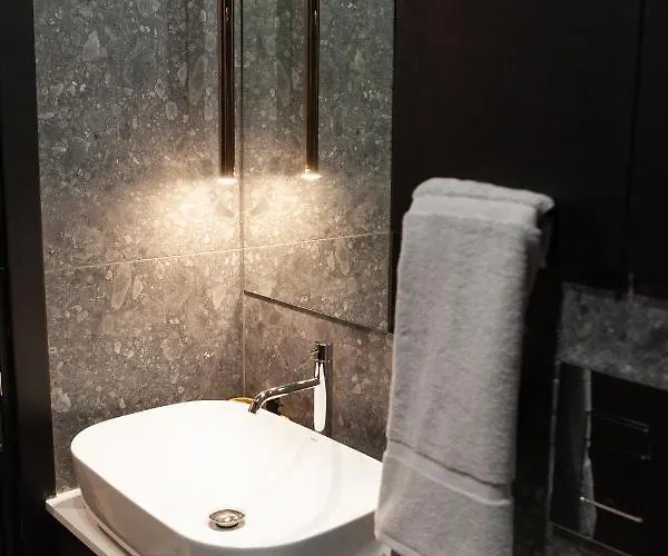 Raam Luxury * Ларнака