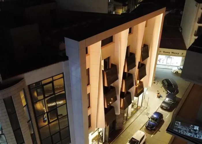 Raam Luxury Ларнака