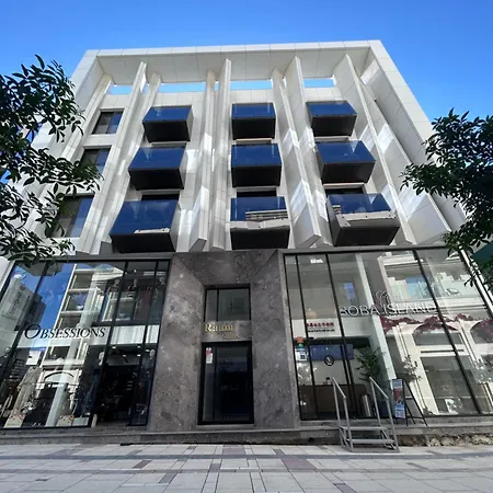 Raam Luxury Λάρνακα